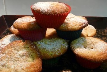 Home Fresh Organics - Spiced Apple and Sour Cream Muffins - AWSNEW